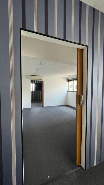 Sala à venda no Jardim: 