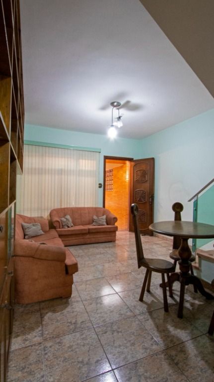 Sobrado à venda no Jardim: 