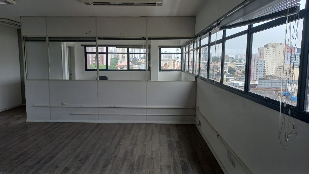 Sala à venda no Centro: 