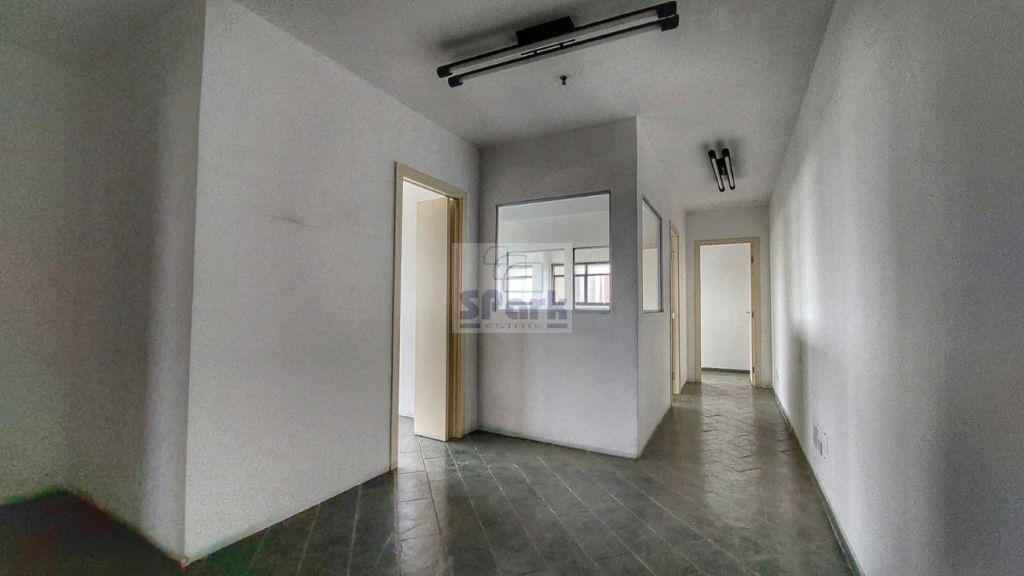 Sala à venda no Centro: 