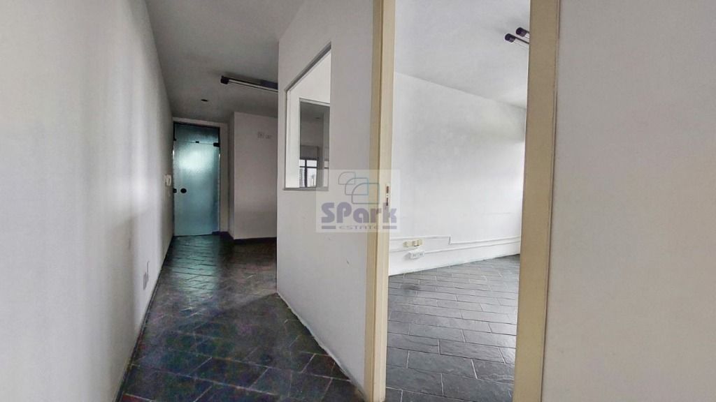 Sala à venda no Centro: 