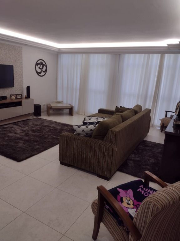 Sobrado à venda no Jardim Palermo: 