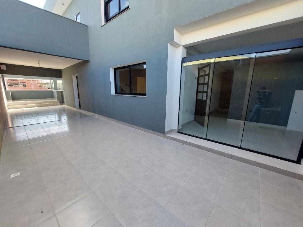 Sobrado à venda no Jardim Bela Vista: 