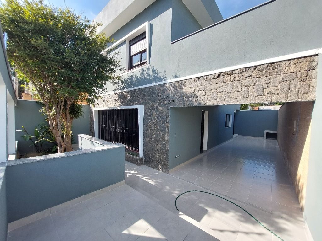 Sobrado à venda no Jardim Bela Vista: 