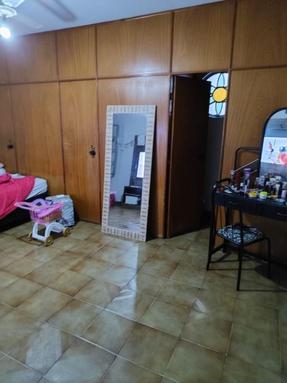 Sobrado à venda no Vila Scarpelli: 