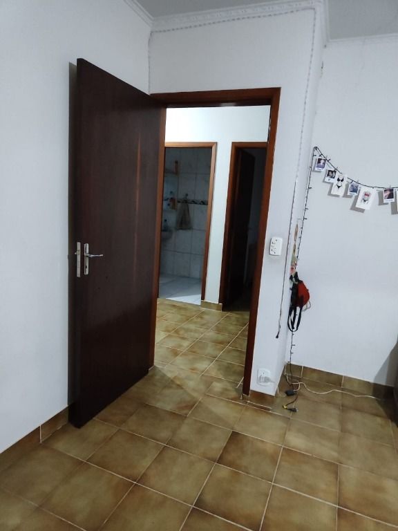 Sobrado à venda no Vila Scarpelli: 