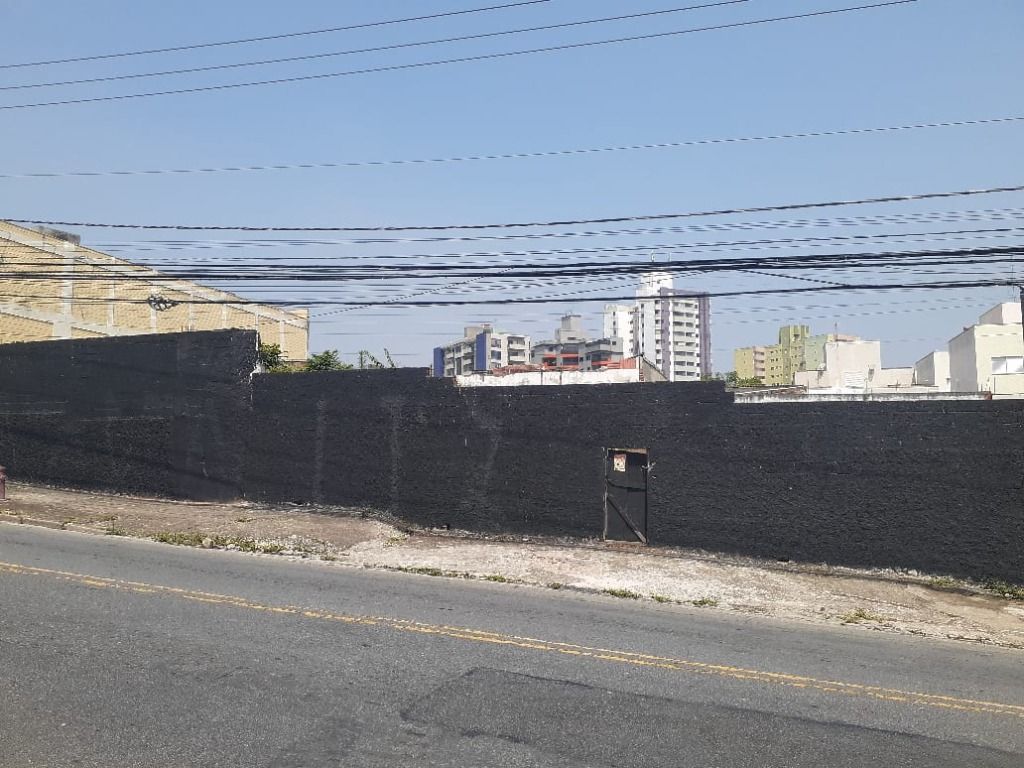 Terreno à venda no Vila Valparaíso: 