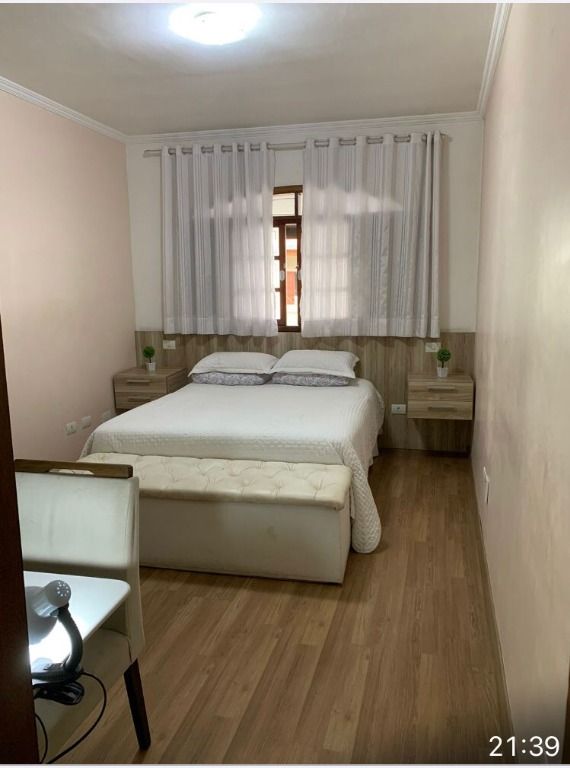 Terreno à venda no Jardim Primeiro de Maio (Chácara Fazendinha): 