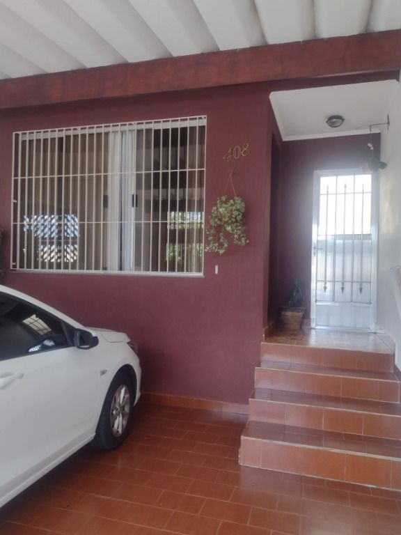 Sobrado à venda no Vila Scarpelli: 