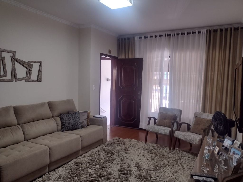 Sobrado à venda no Vila Scarpelli: 