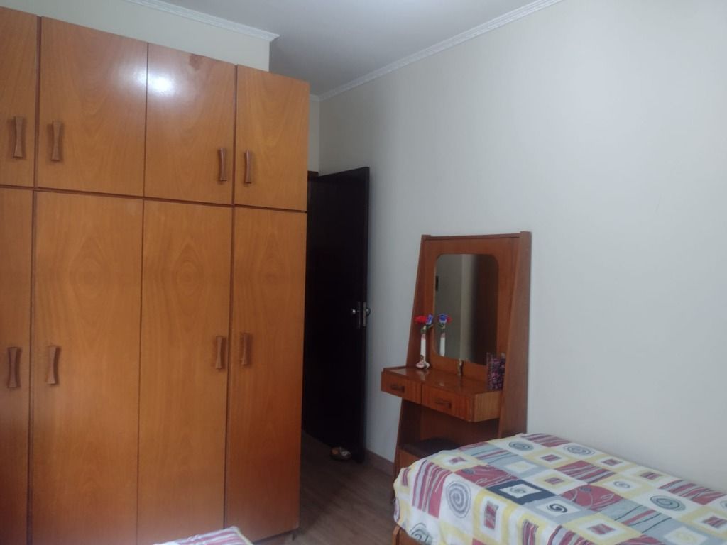 Sobrado à venda no Vila Scarpelli: 