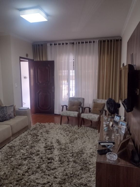 Sobrado à venda no Vila Scarpelli: 