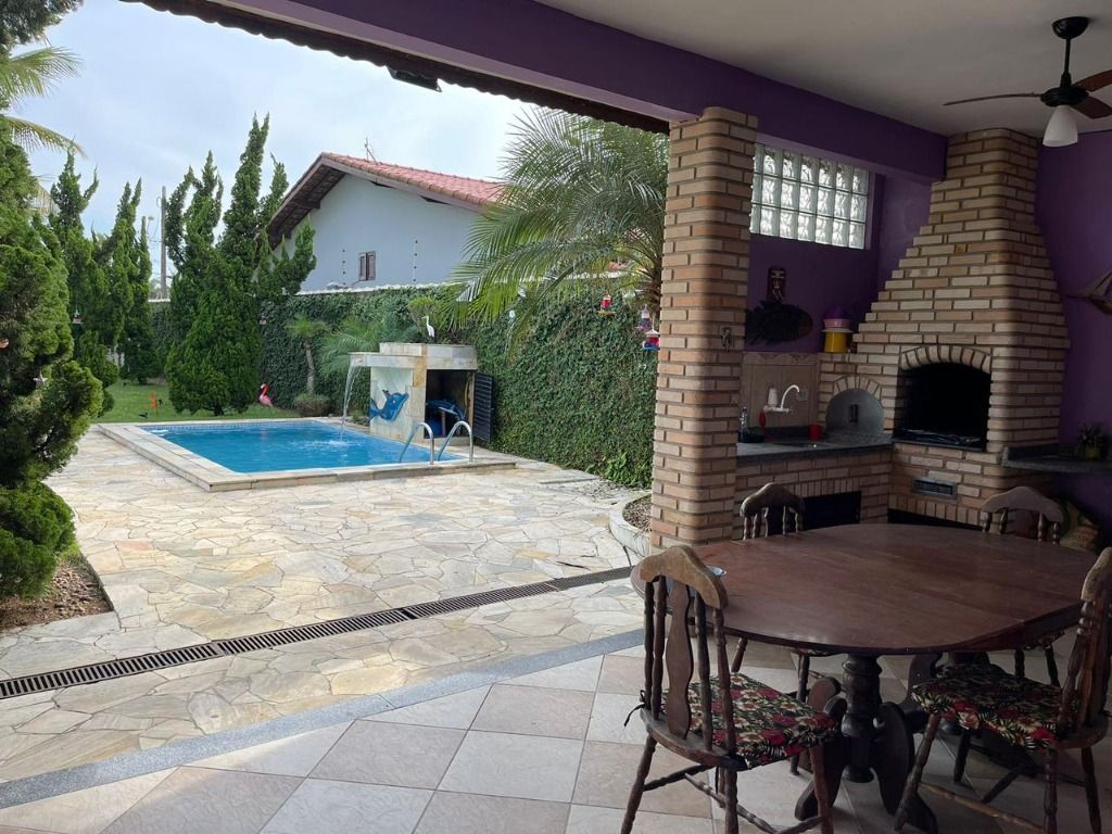 Sobrado à venda no Cibratel II: 