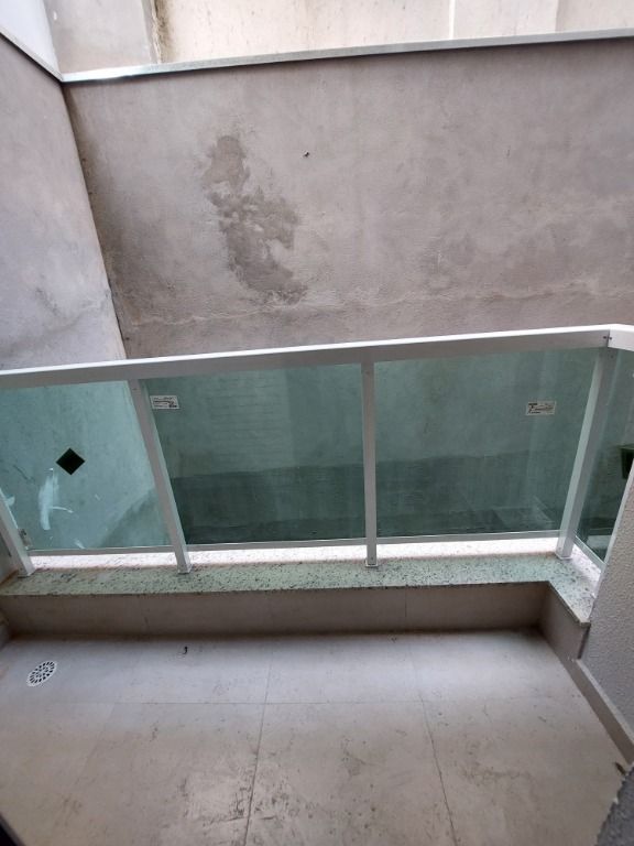 Apartamento à venda no Baeta Neves: 