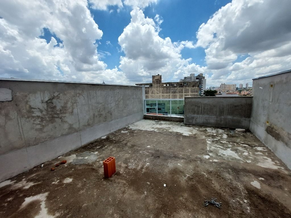 Cobertura à venda no Baeta Neves: 