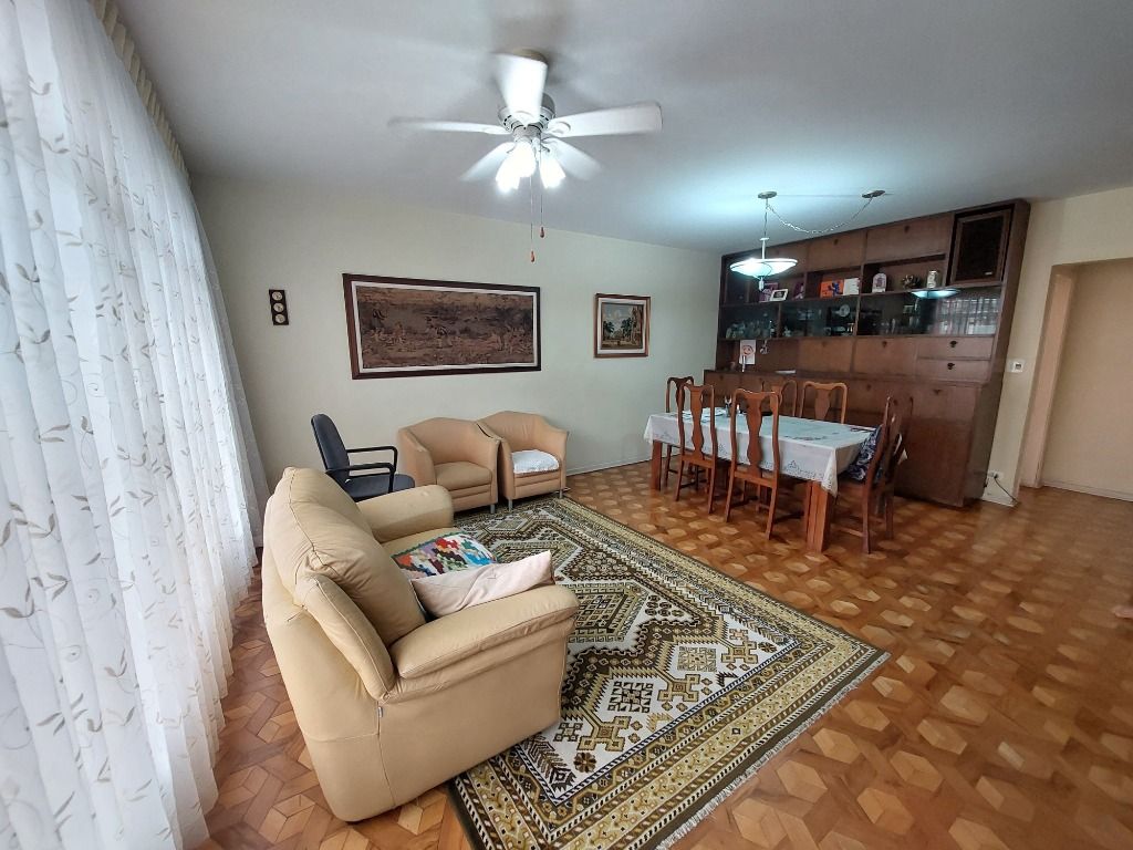 Sobrado à venda no Jardim Bela Vista: 