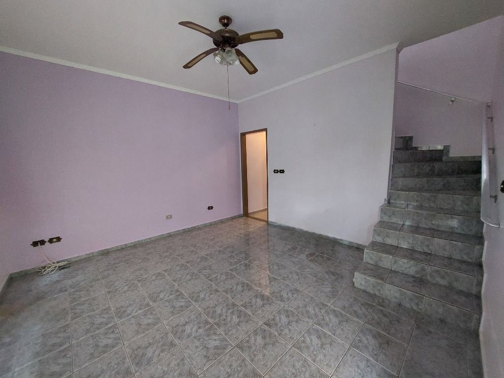 Sobrado à venda no Jardim Pilar: 