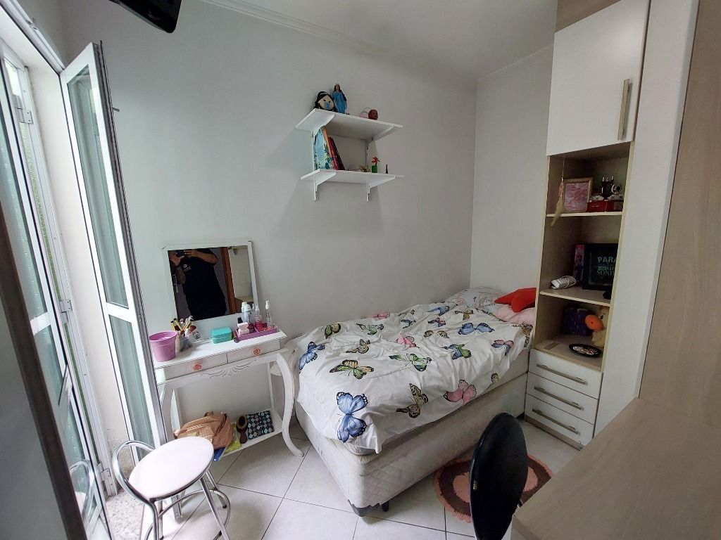 Sobrado à venda no Vila Cecília Maria: 