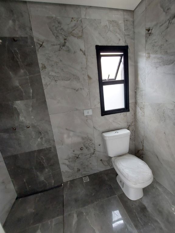 Sobrado à venda no Jardim Paraíso: 