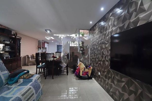 Sobrado à venda no Vila Guiomar: 