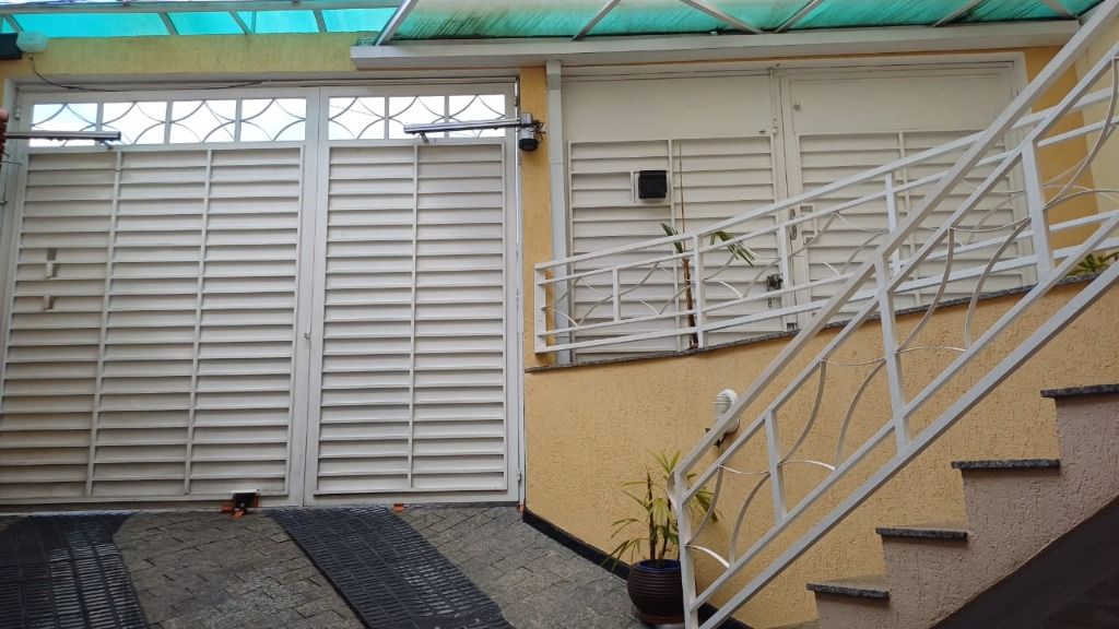 Sobrado à venda no Vila Scarpelli: 