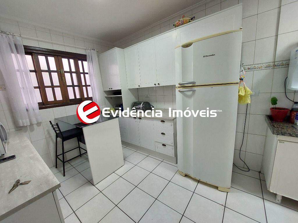 Sobrado à venda no Vila Floresta: 