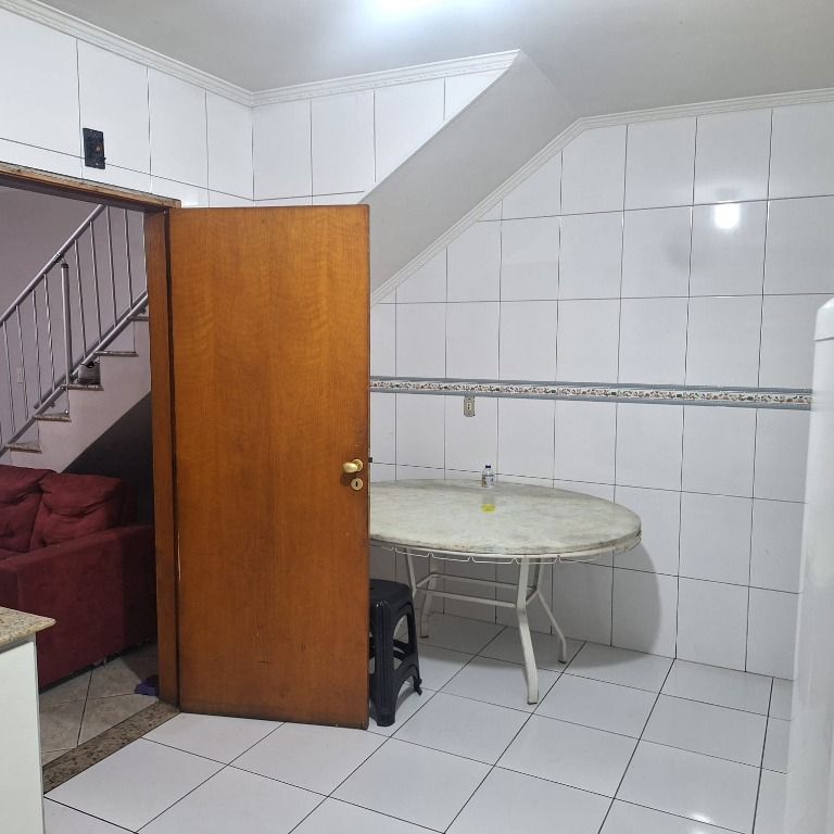 Sobrado à venda no Vila Vivaldi: 