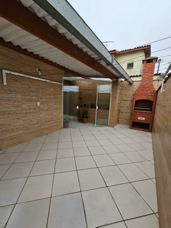 Sobrado à venda no Parque Novo Oratório: 