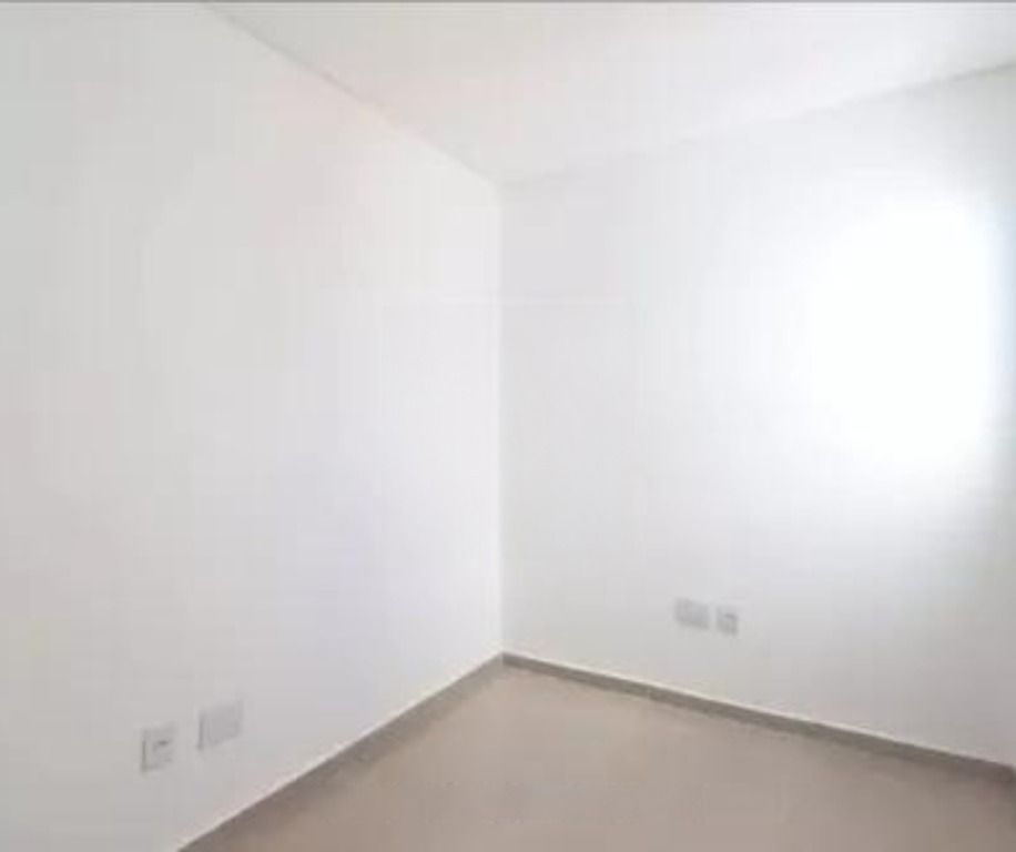 Cobertura à venda no Utinga: 