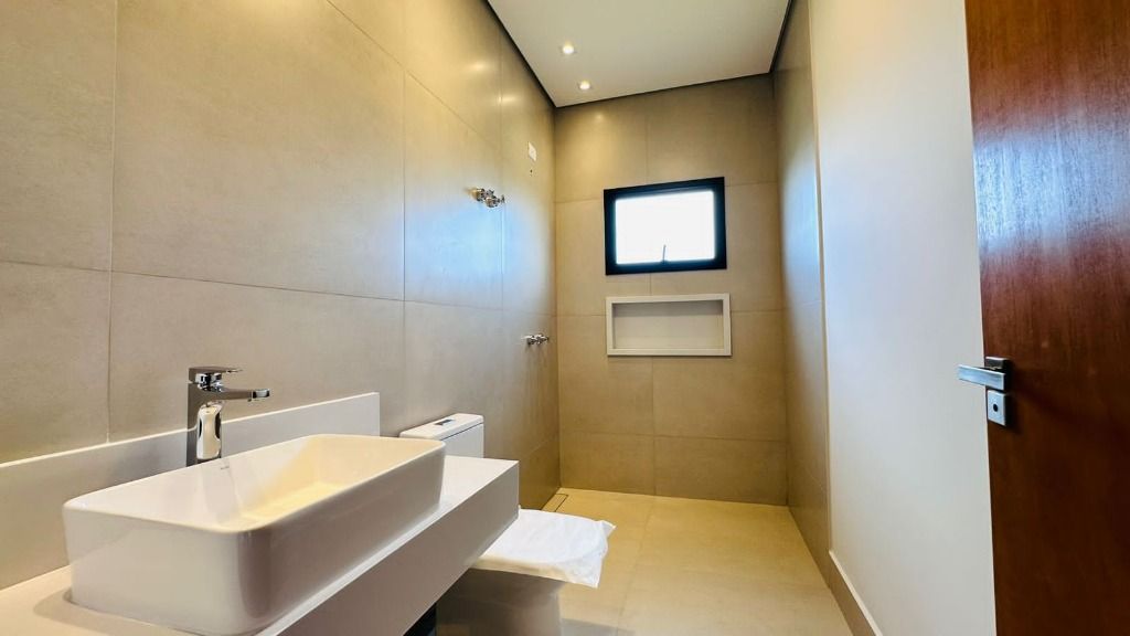 Sobrado à venda no Curitibanos: 