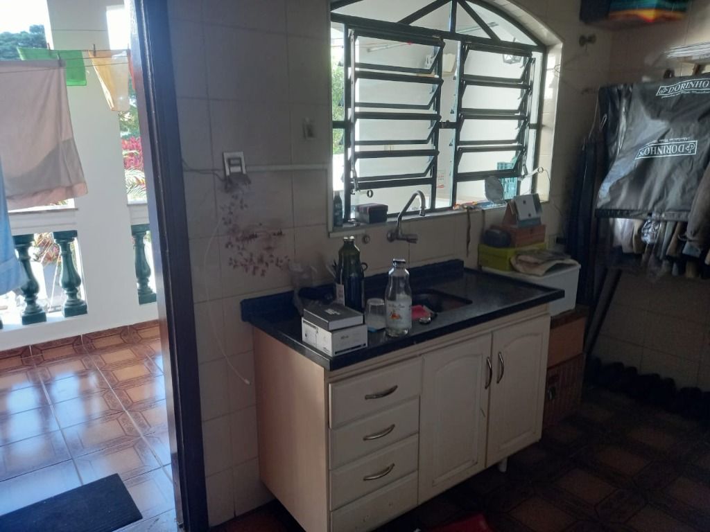 Sobrado à venda no Vila Scarpelli: 