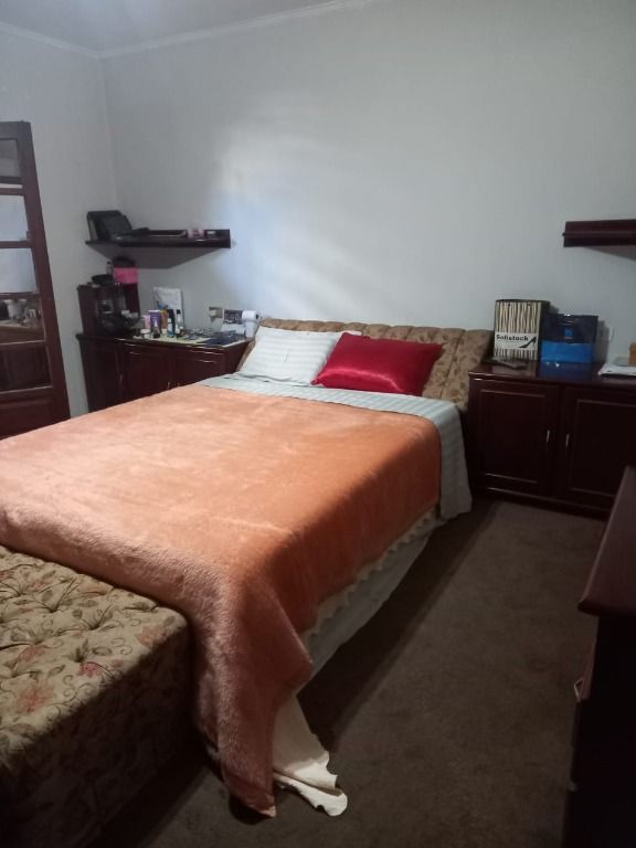 Sobrado à venda no Vila Scarpelli: 