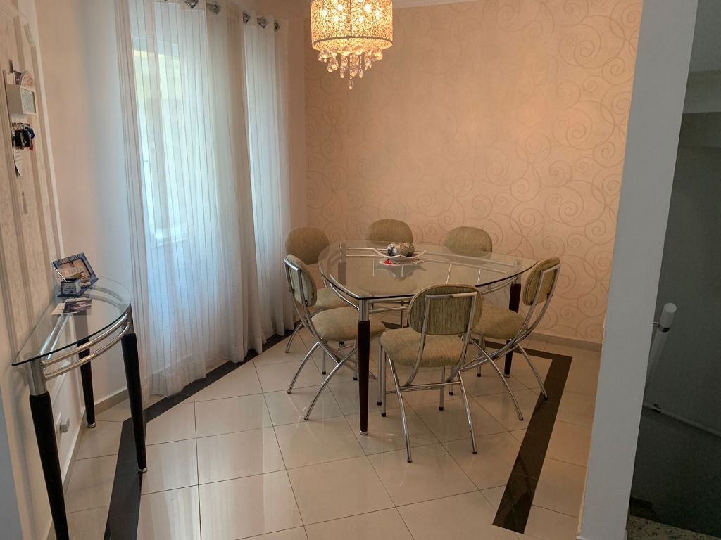 Sobrado à venda no Vila Scarpelli: 