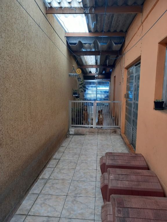 Sobrado à venda no Vila Scarpelli: 