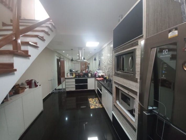 Sobrado à venda no Jardim Paraíso: 