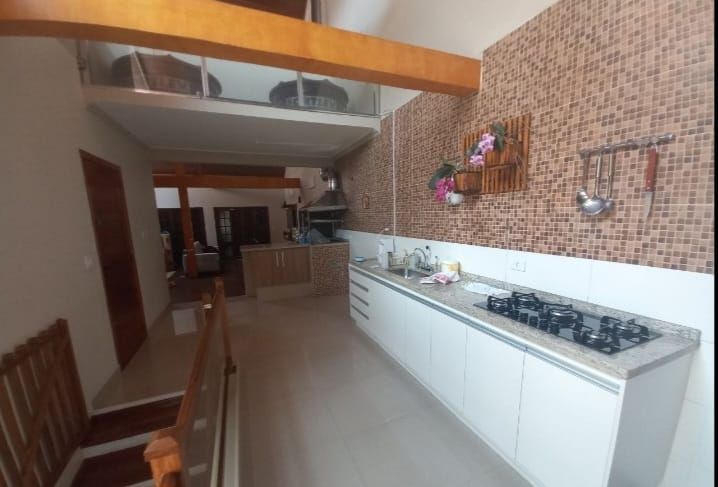 Sobrado à venda no Jardim Paraíso: 