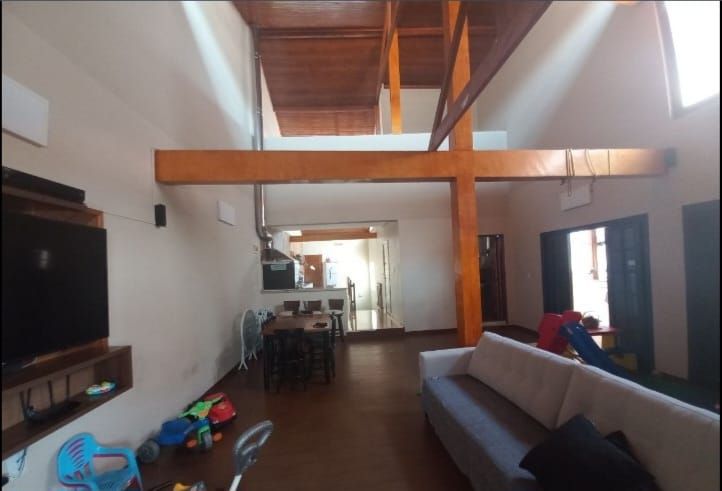 Sobrado à venda no Jardim Paraíso: 