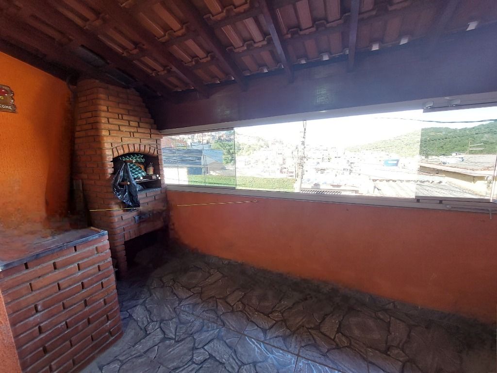 Sobrado à venda no Jardim Santo André: 