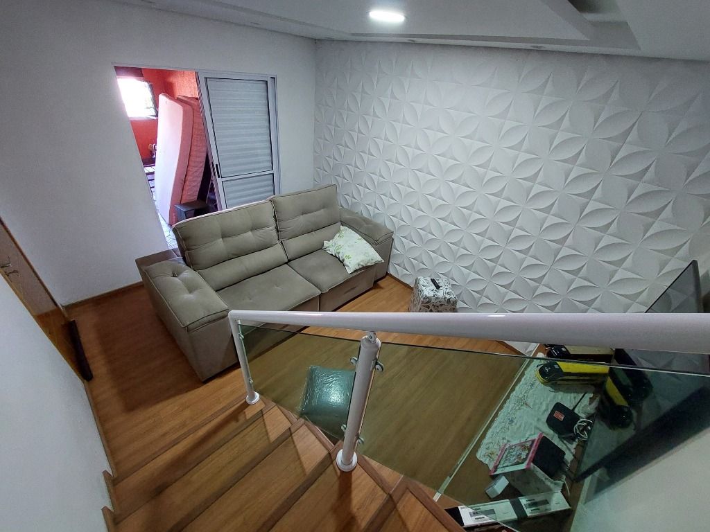 Sobrado à venda no Jardim Santo André: 