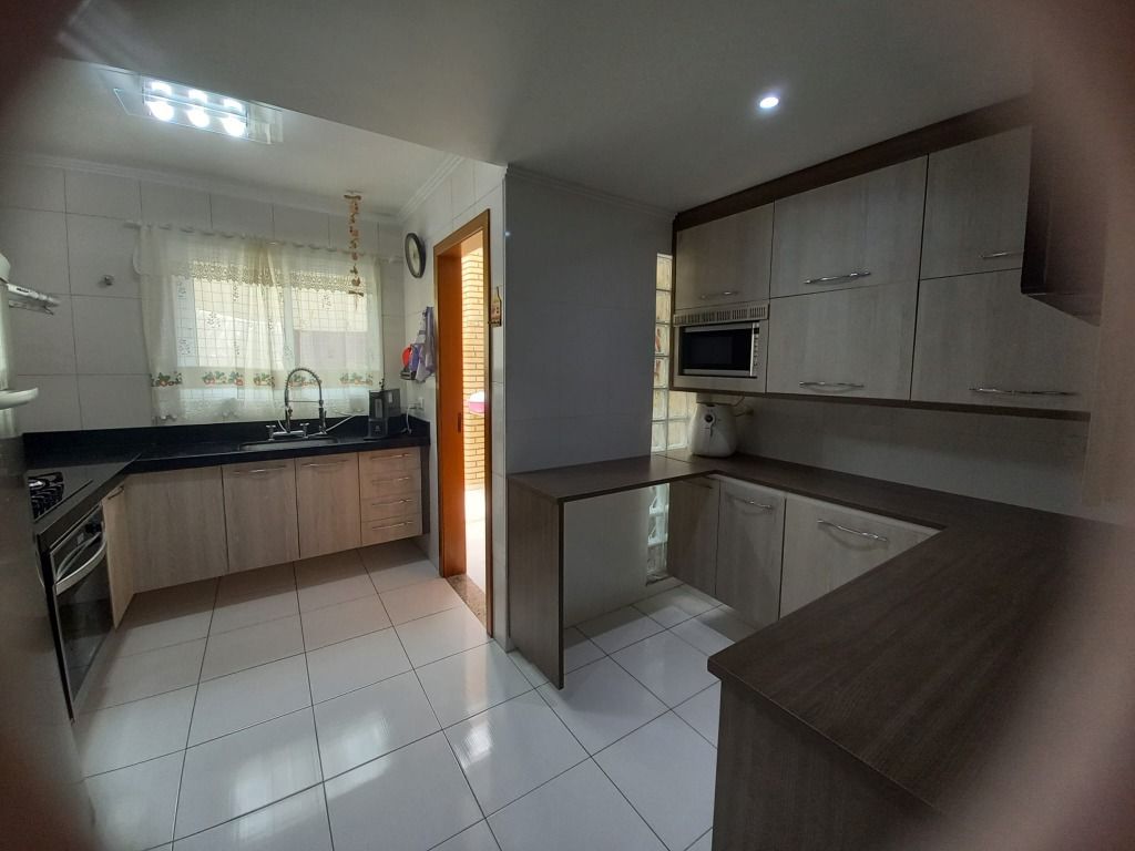 Sobrado à venda no Jardim Ocara: 