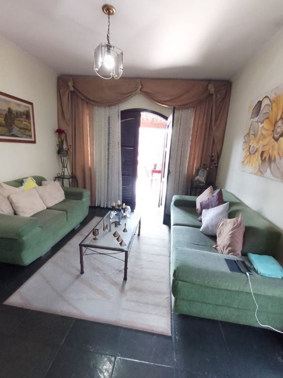 Sobrado à venda no Vila Scarpelli: 