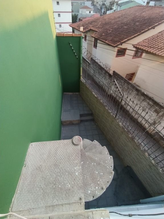 Sobrado à venda no Vila Eldízia: 