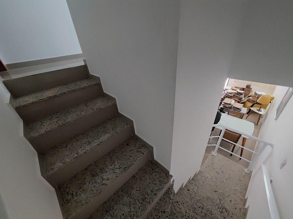 Sobrado à venda no Jardim Santo Antônio: 