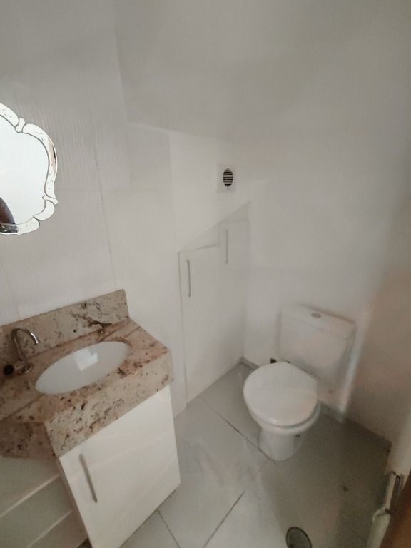 Sobrado à venda no Jardim Santo Antônio: 