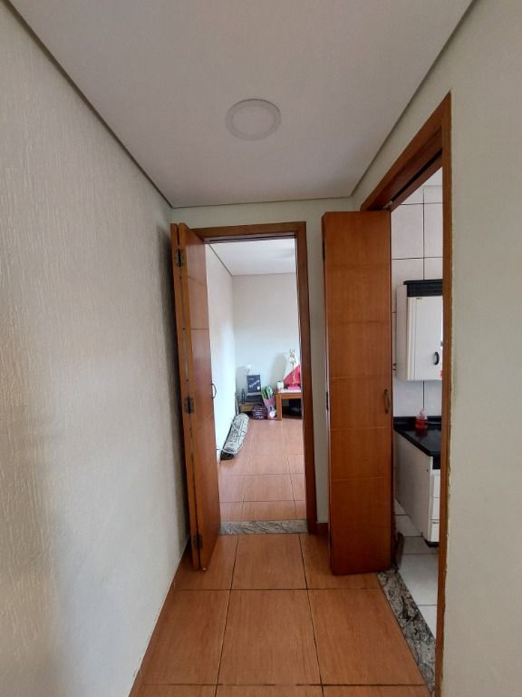 Casa à venda no Jardim Ocara: 