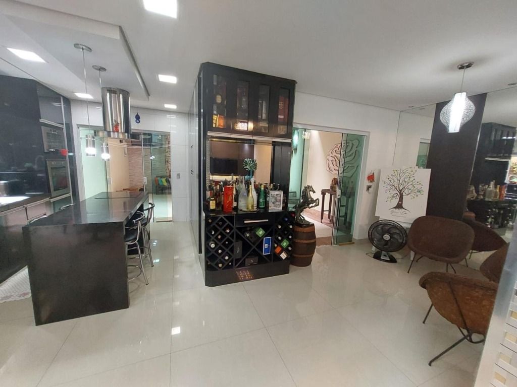 Sobrado à venda no Vila Caminho do Mar: 