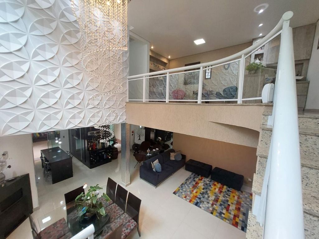 Sobrado à venda no Vila Caminho do Mar: 