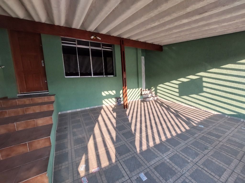 Sobrado à venda no Vila Scarpelli: 