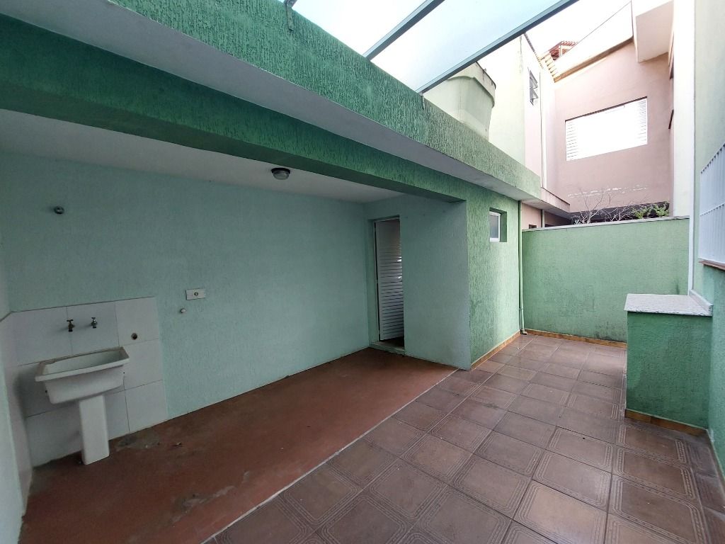 Sobrado à venda no Vila Scarpelli: 