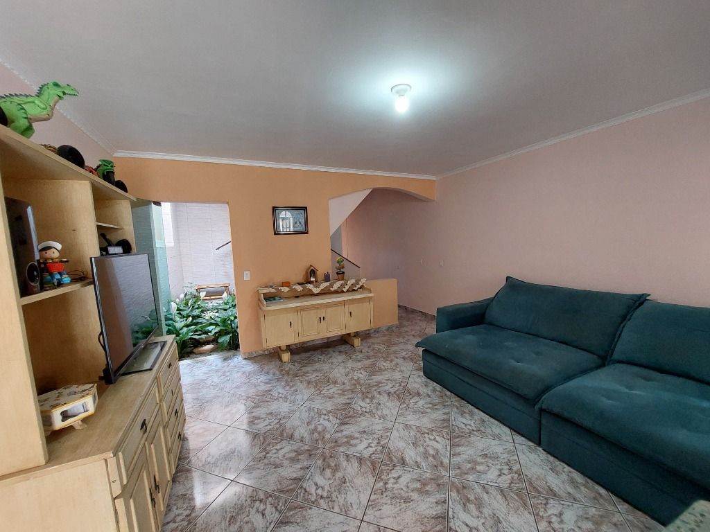 Sobrado à venda no Vila Scarpelli: 